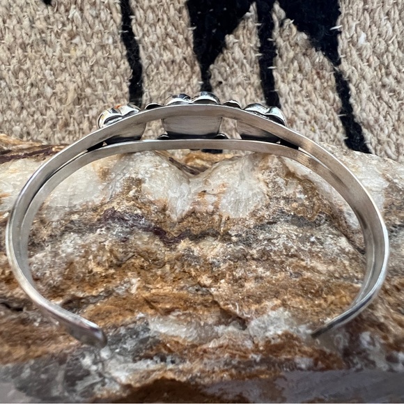 ❤️ Spiny Oyster Adjustable Heart Cuff Brushed Sterling Navajo Southwestern 17.3G - Picture 4 of 17